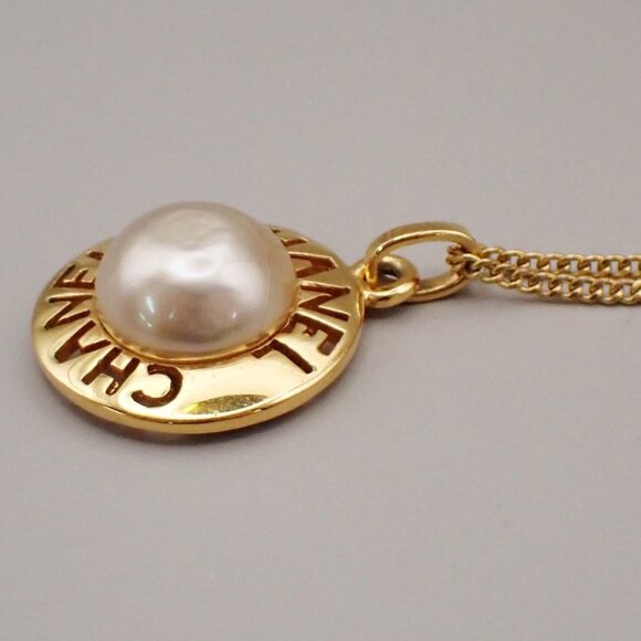 CHANEL CC Logo Imitation Pearl Chain Pendant Necklace Gold France 32RL269 - Picture 13 of 15